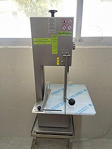 מסור A182 תוצרת מינסר מבית לה-מינרווה, איטליה מסור A182 תוצרת מינסר מבית לה-מינרווה, איטליה